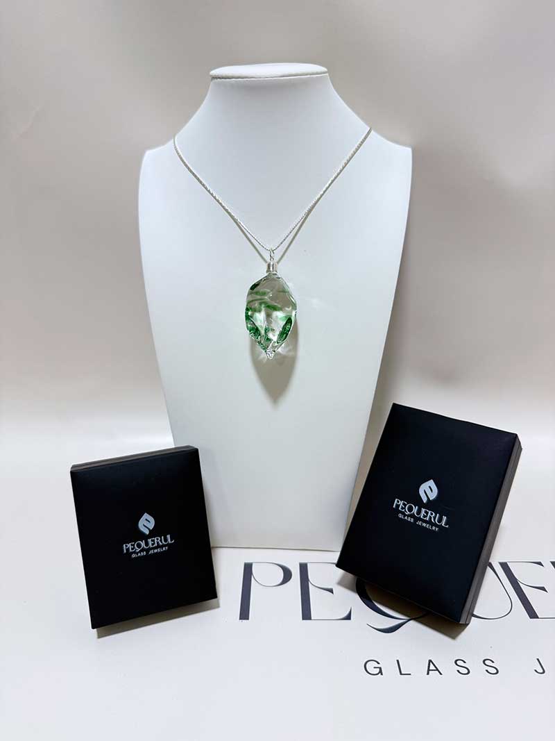 colgante cristal volcano transparente verde