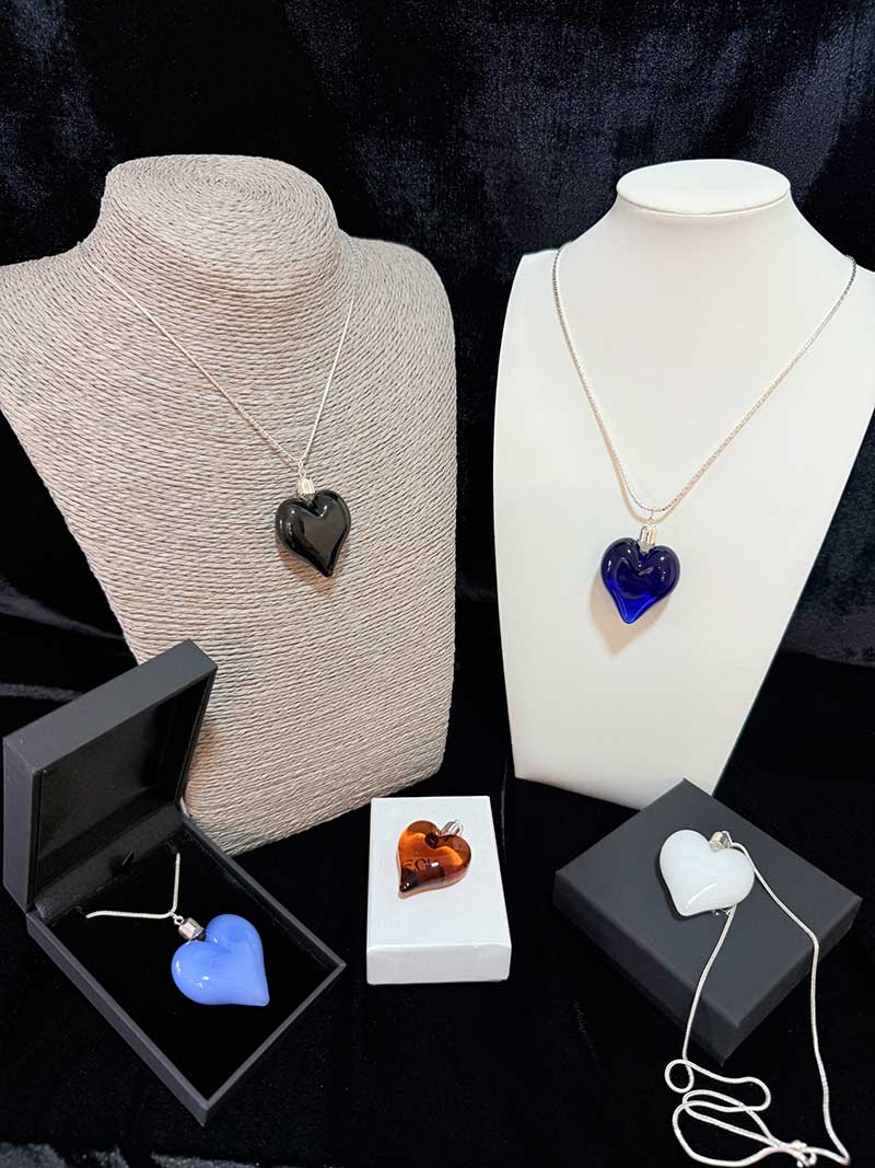 colgantes cristal corazones colección