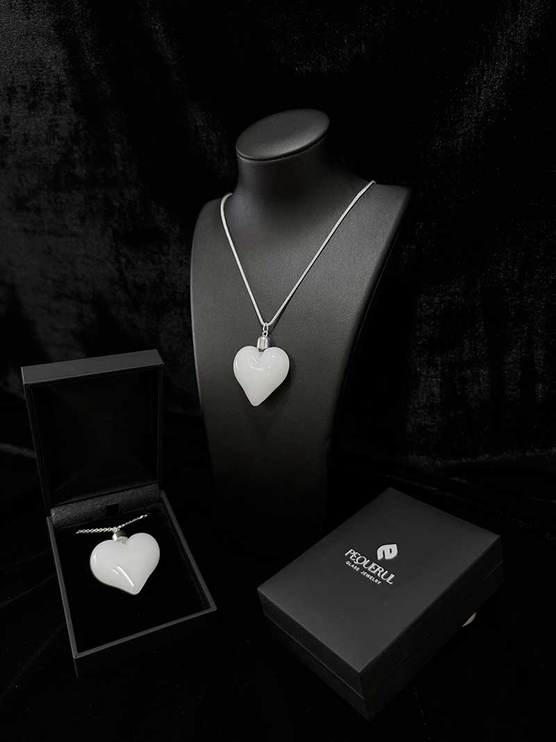 colgante cristal corazón blanco