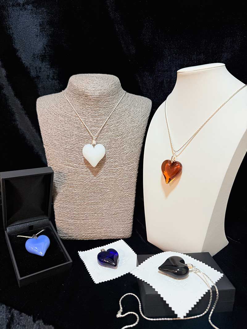 colgantes cristal corazones colección