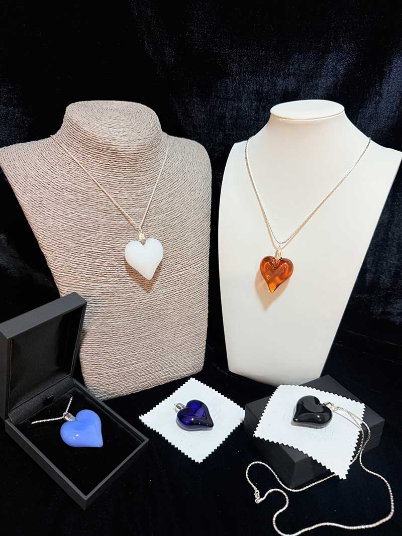 colgantes cristal corazones colección