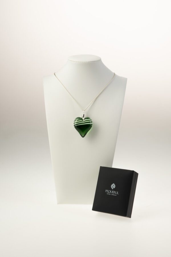 colgante corazón verde cristal