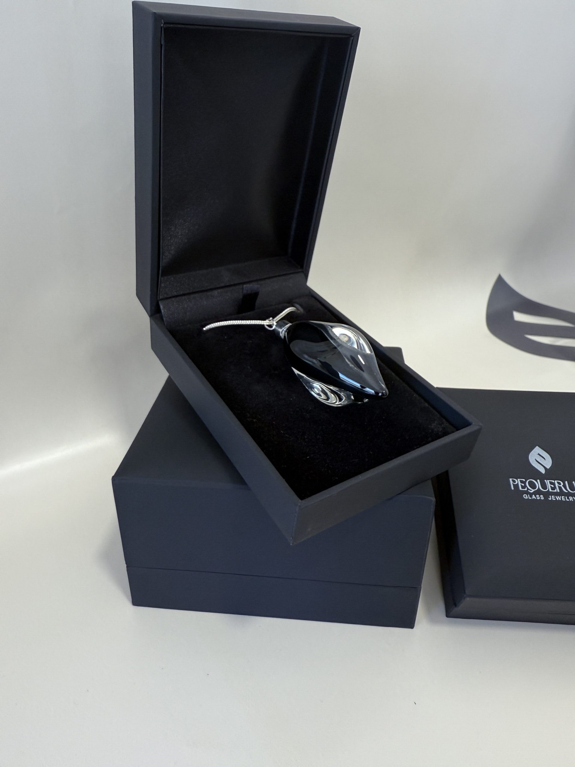 colgante vidrio lagrima envuelta azul