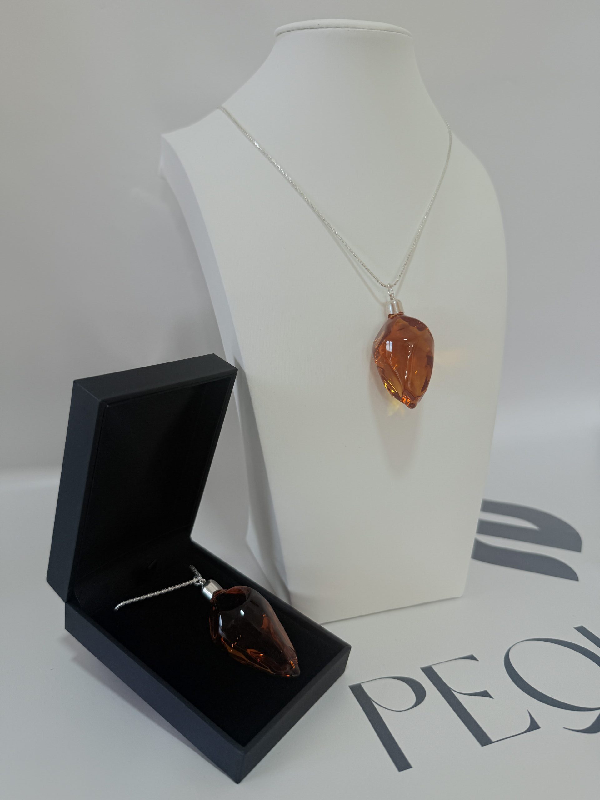 colgante cristal volcano amarillo gold